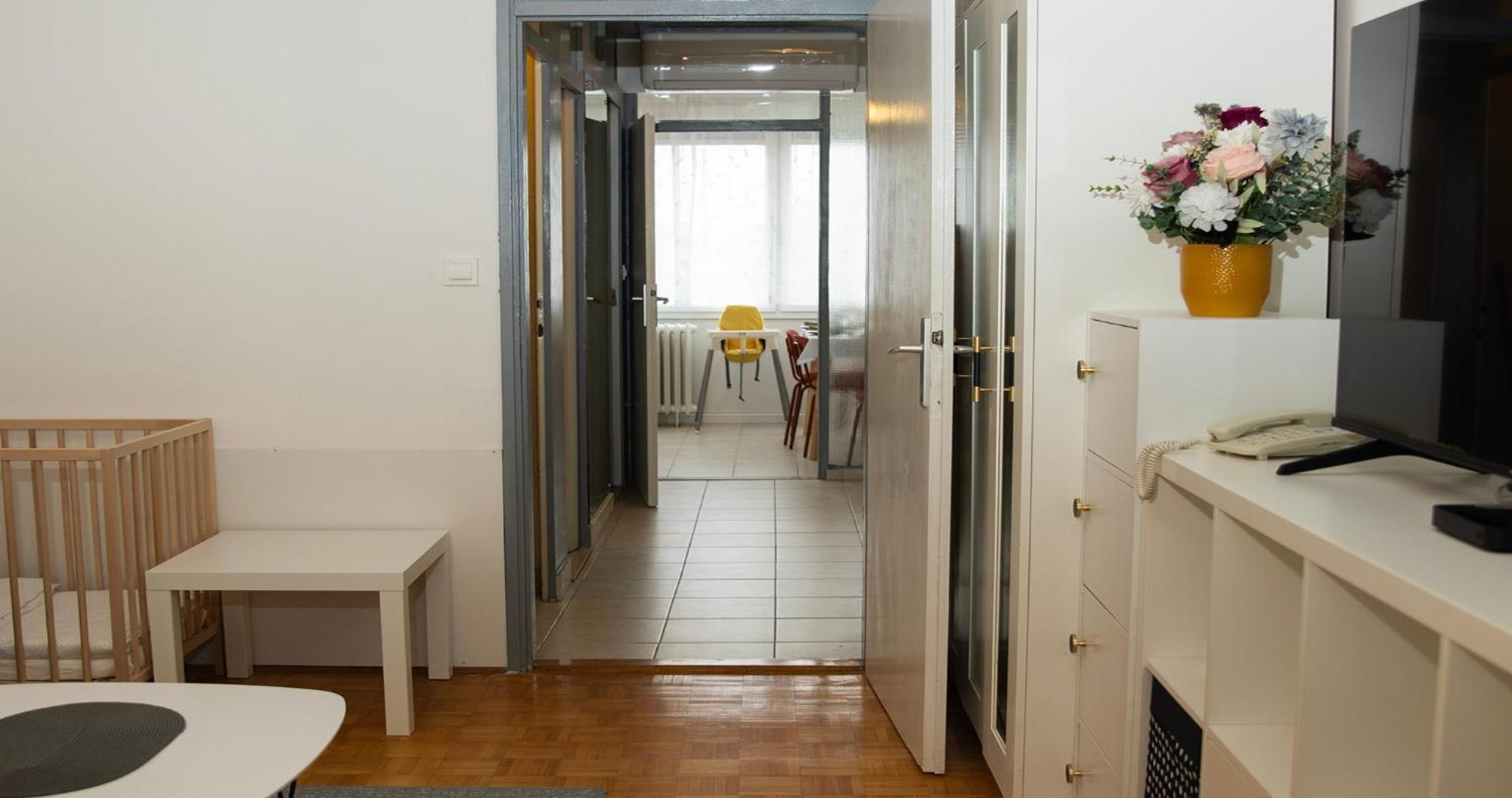 Apartment White Door Zagreb